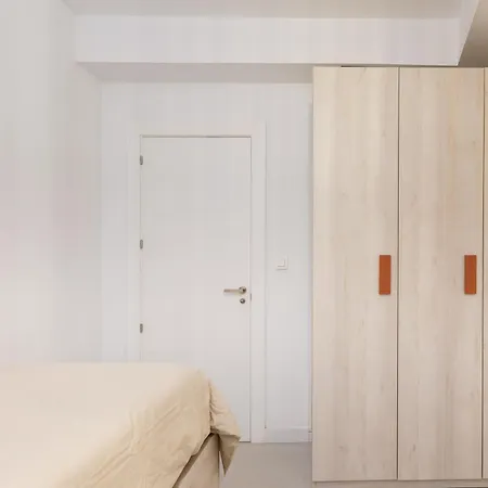 Apartment La Goleta: In The District