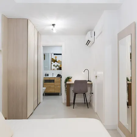 Apartment La Goleta: In The District Malaga