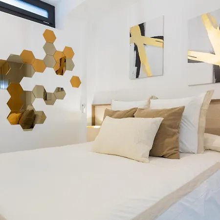 La Goleta: In The District Malaga