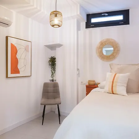 La Goleta: In The District Malaga