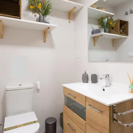 Apartment La Goleta: In The District Malaga