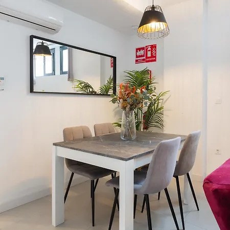 La Goleta: In The District Malaga