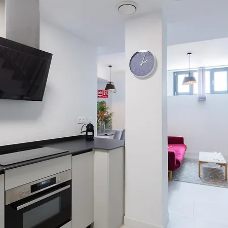 Apartment La Goleta: In The District Malaga