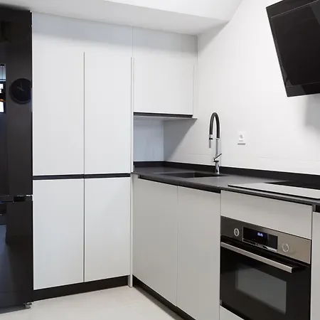 Apartment La Goleta: In The District Malaga