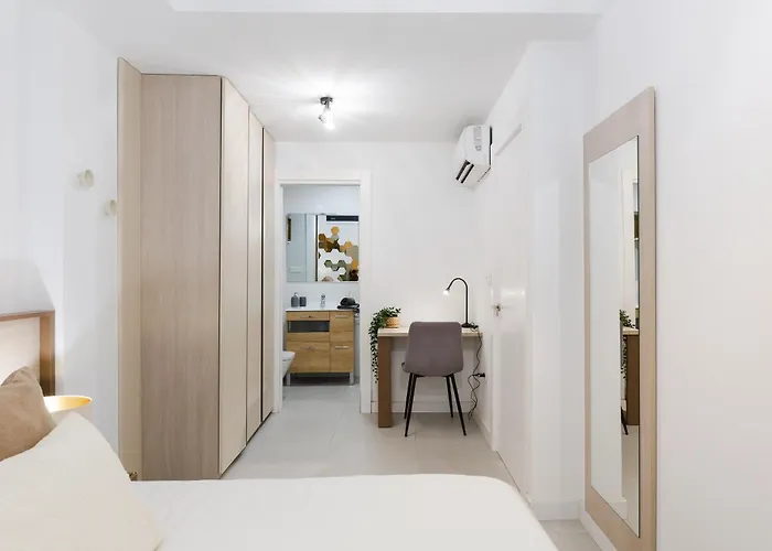 Apartment La Goleta: In The District Málaga